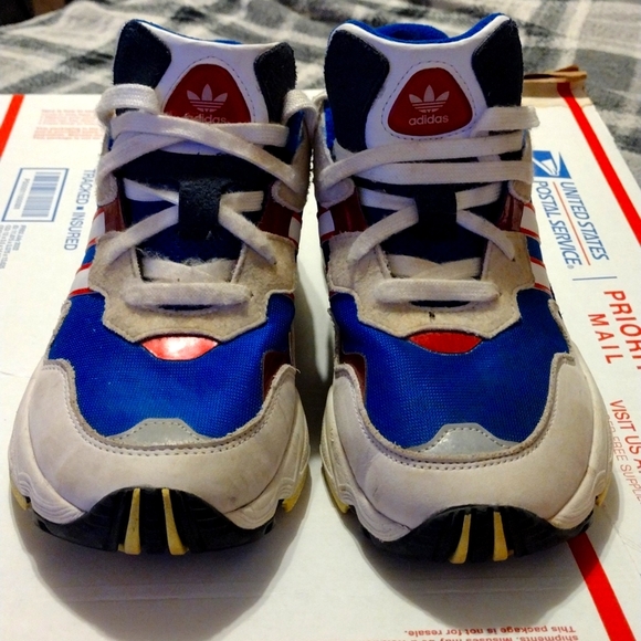 ADIDAS ORIGINALS YUNG-96 Size 8 Mens - Picture 1 of 3
